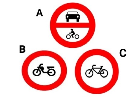 El conductor de un ciclomotor no podrá circular por una vía indicada con...