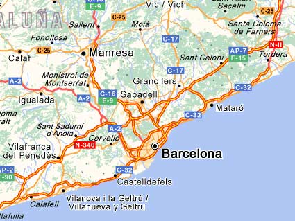 La escala del mapa de carreteras que usa es de 1:1.000.000. Un centímetro lineal en el mapa equivale a...