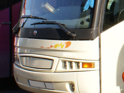 ¿Cuándo debe cambiar las escobillas del limpiaparabrisas del autobús?