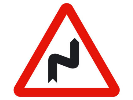 ¿Qué peligro indica esta señal?