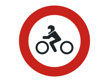 ¿A qué vehículos prohíbe la entrada esta señal?