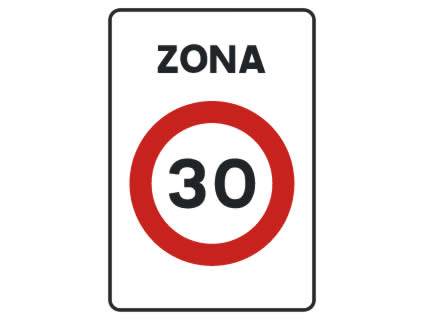 A la vista de la señalización, ¿quién tiene preferencia de paso?