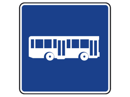 El conductor de un ciclomotor, ¿podrá circular normalmente por un carril indicado con esta señal?